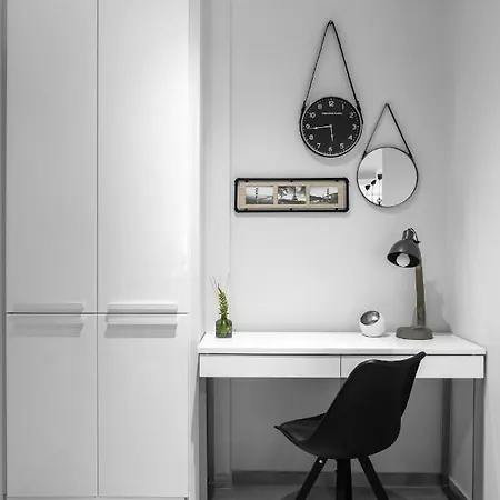 Apartment Behome 37 *